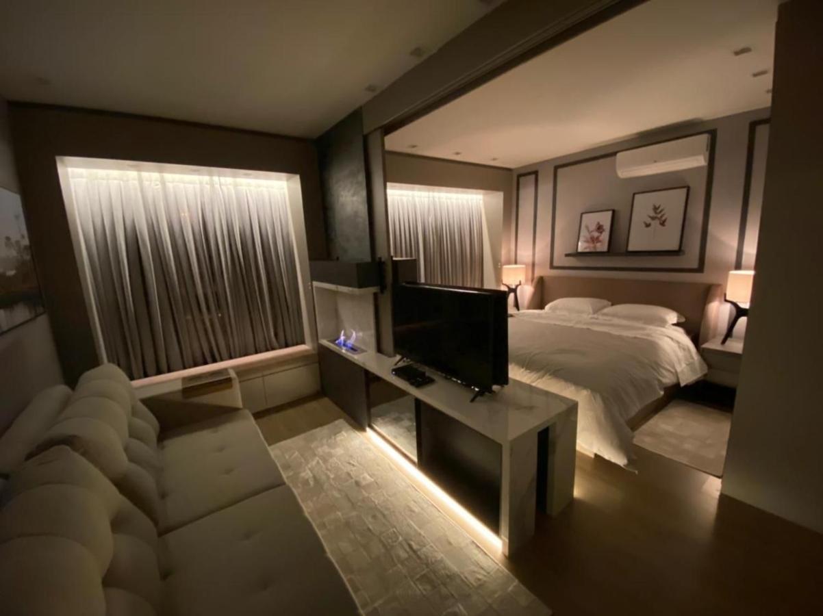 格拉玛多Loft Novo Aconchegante A 500M Da Rua Coberta公寓 外观 照片